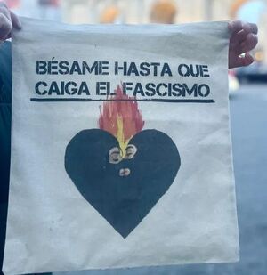 TOTE JAVITXUELA BÉSAME HASTA QUE CAIGA EL FASCISMO